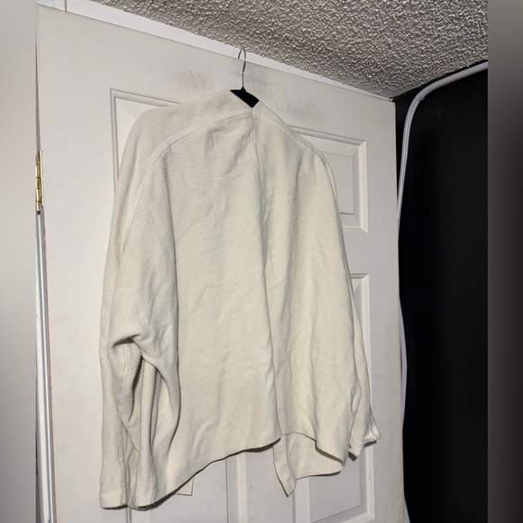 Lululemon Boxy Cotton-Blend Knit Wrap Heathered Bone - Picture 3 of 5